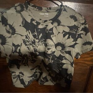 Calvin Klein Floral T-Shirt, L